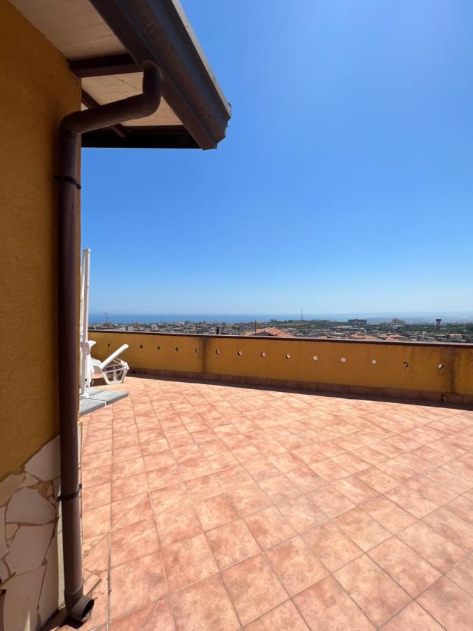 Villa Attico Etnamare Gravina di Catania Esterno foto
