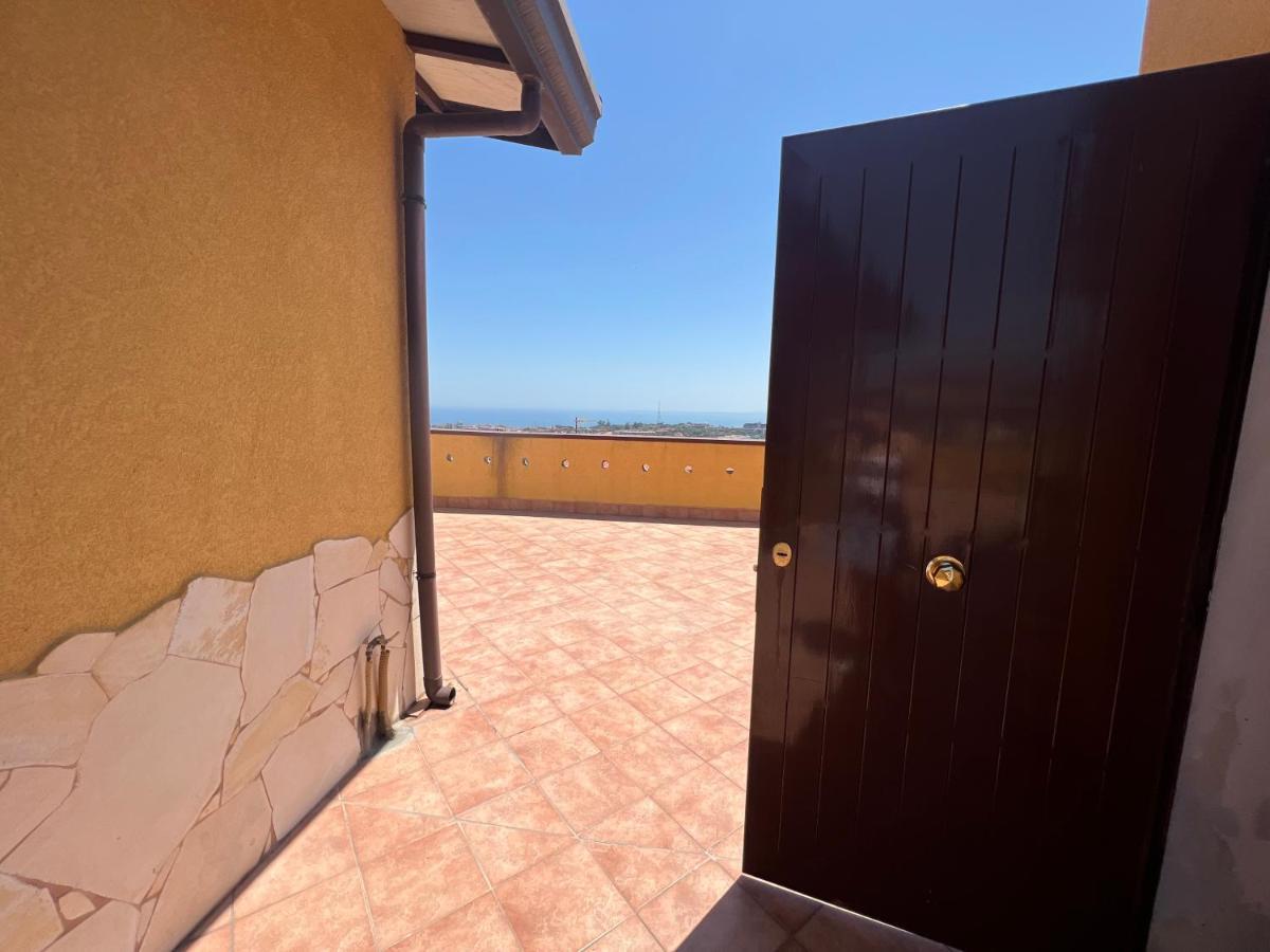 Villa Attico Etnamare Gravina di Catania Esterno foto